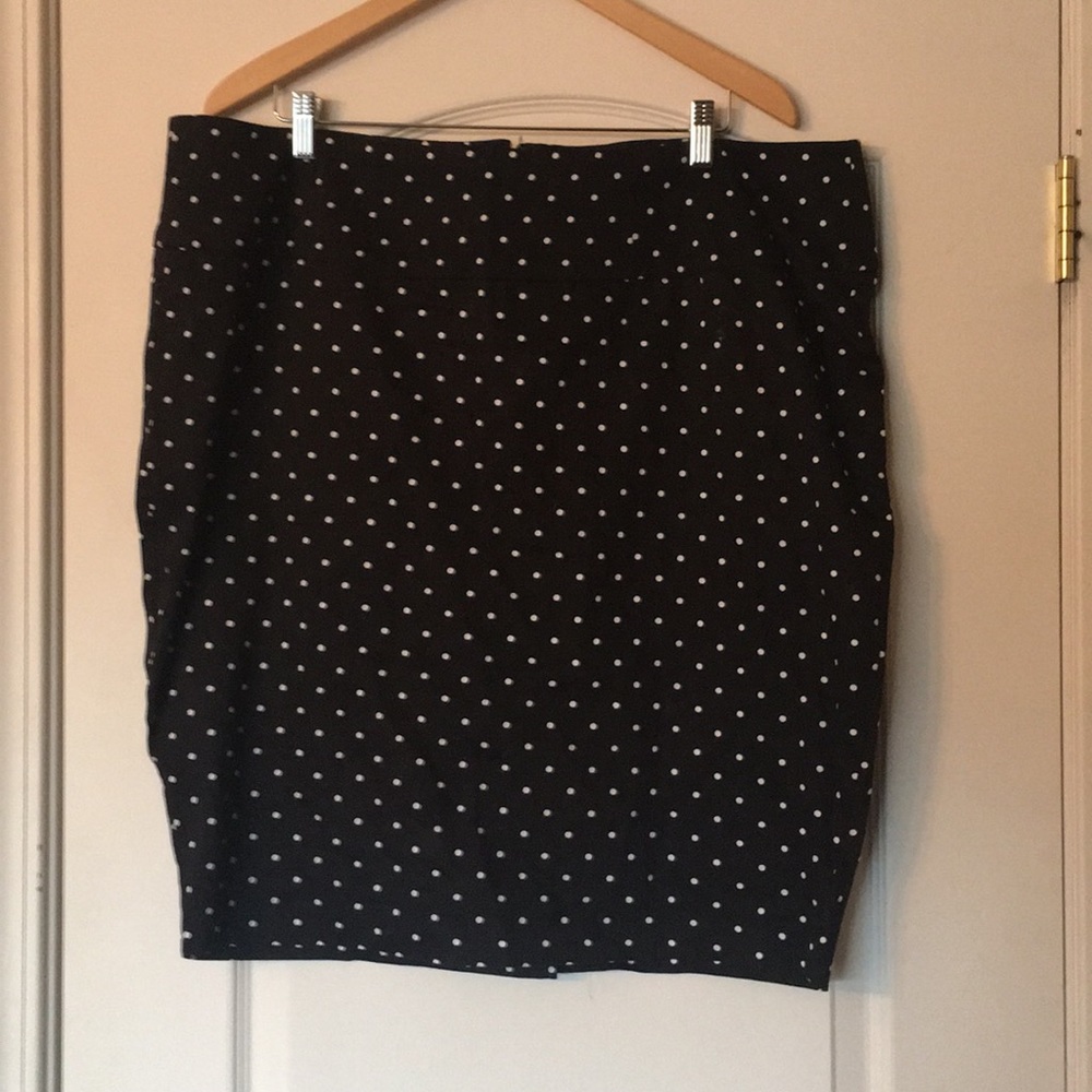 Polka dot pencil skirt
